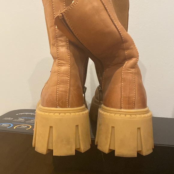 Steve Madden Boots - Picture 13 of 14